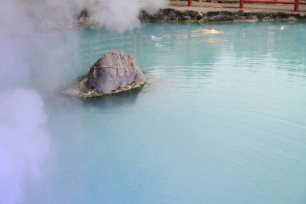  onsen (hot spring) 